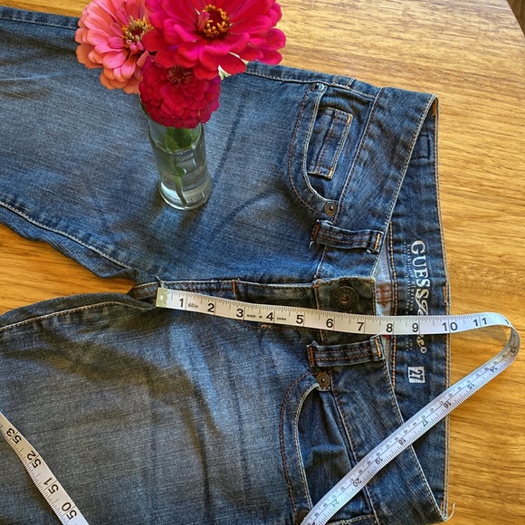 Guess Distressed Skinny Jeans, Sz. 27 - Picture 2 of 8